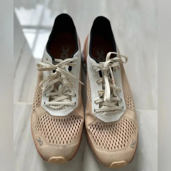 On Running On Cloudboom Women's Running Shoes in Savannah White Size 8.5 - Picture 3 of 16